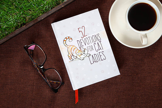52 Devotions for Cat Ladies (Devotional)